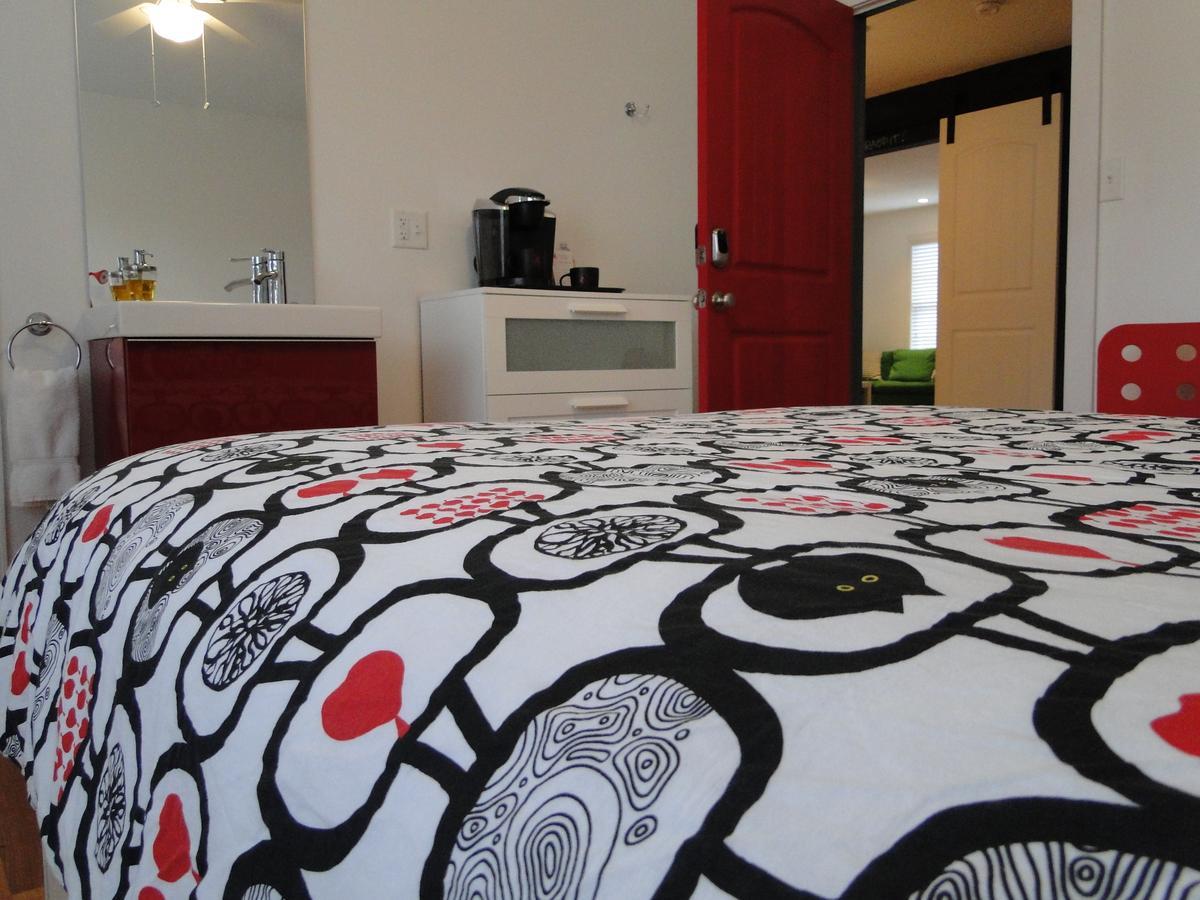 Swamp Rabbit Inn Грийнвил Екстериор снимка