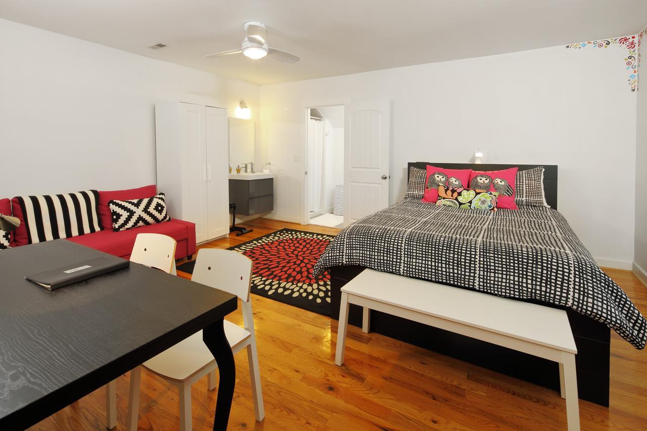 Swamp Rabbit Inn Грийнвил Екстериор снимка