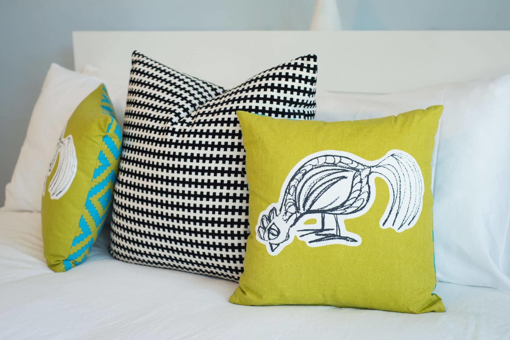 Swamp Rabbit Inn Грийнвил Екстериор снимка